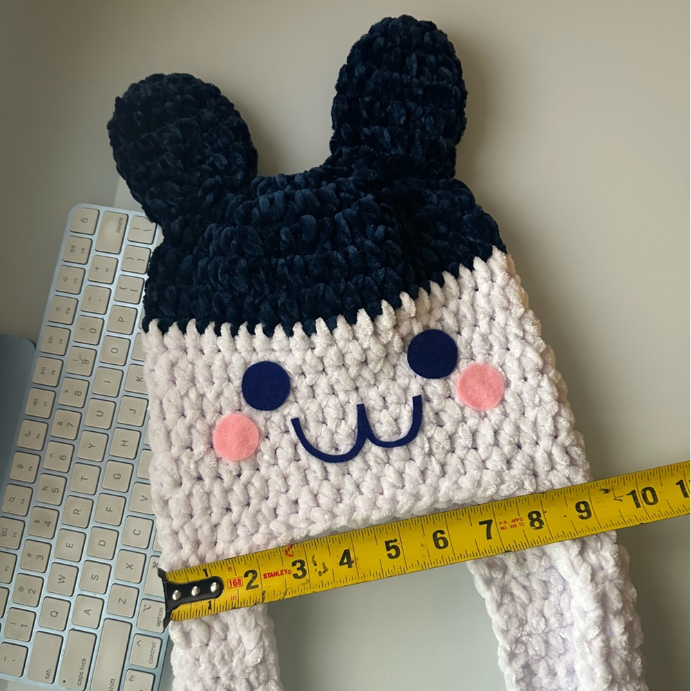 Mimitchi tamagotchi crochet hat - Picture 3 of 3